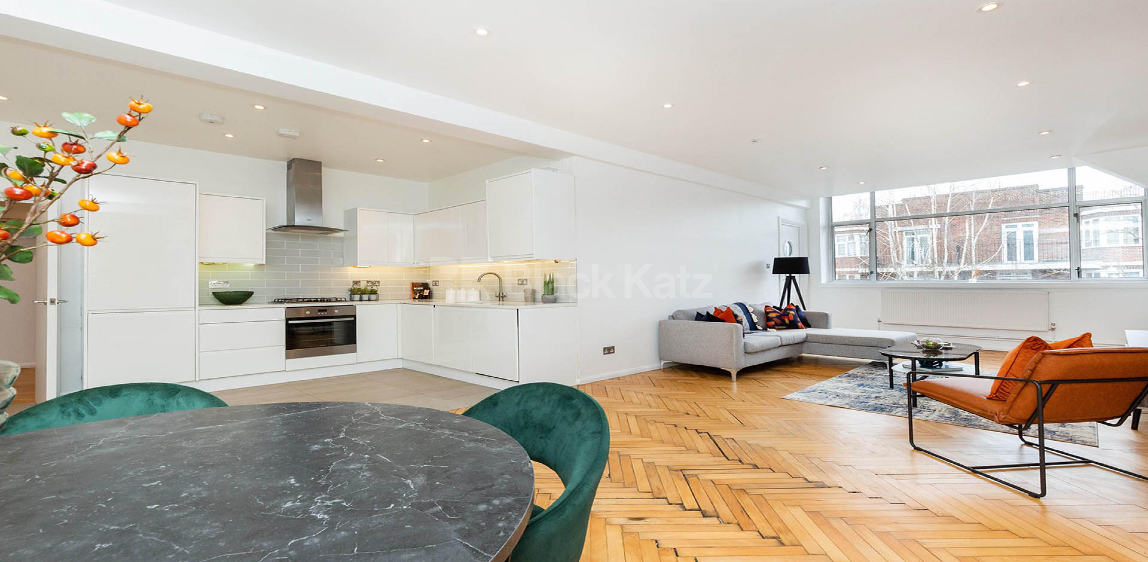 			SPACIOUS TWO BEDROOM WAREHOUSE CONVERSION, 2 Bedroom, 1 bath, 1 reception Flat			 GROVE HOUSE-TUDOR ROAD, HACKNEY-BETHNAL GREEN-LONDON FIELDS E9